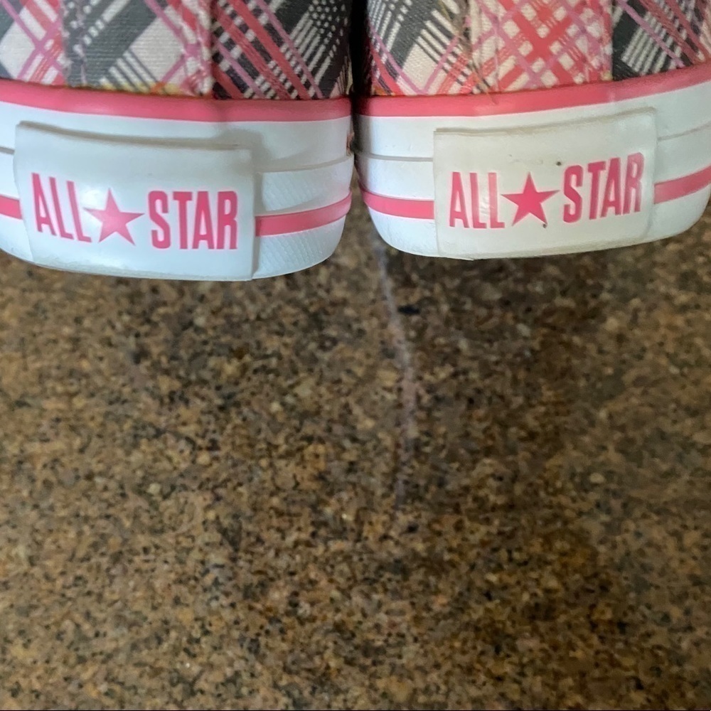 Converse Pink Plaid Slip Ons Women’s 5 NWOT - Picture 4 of 5